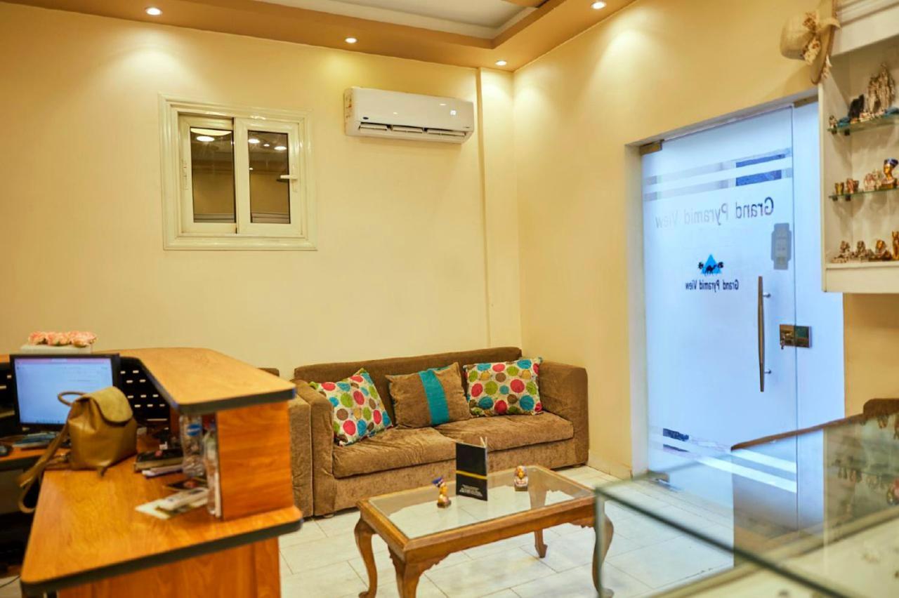 Grand Golden Pyramids View Hotel Kafrat al Jabal Bagian luar foto